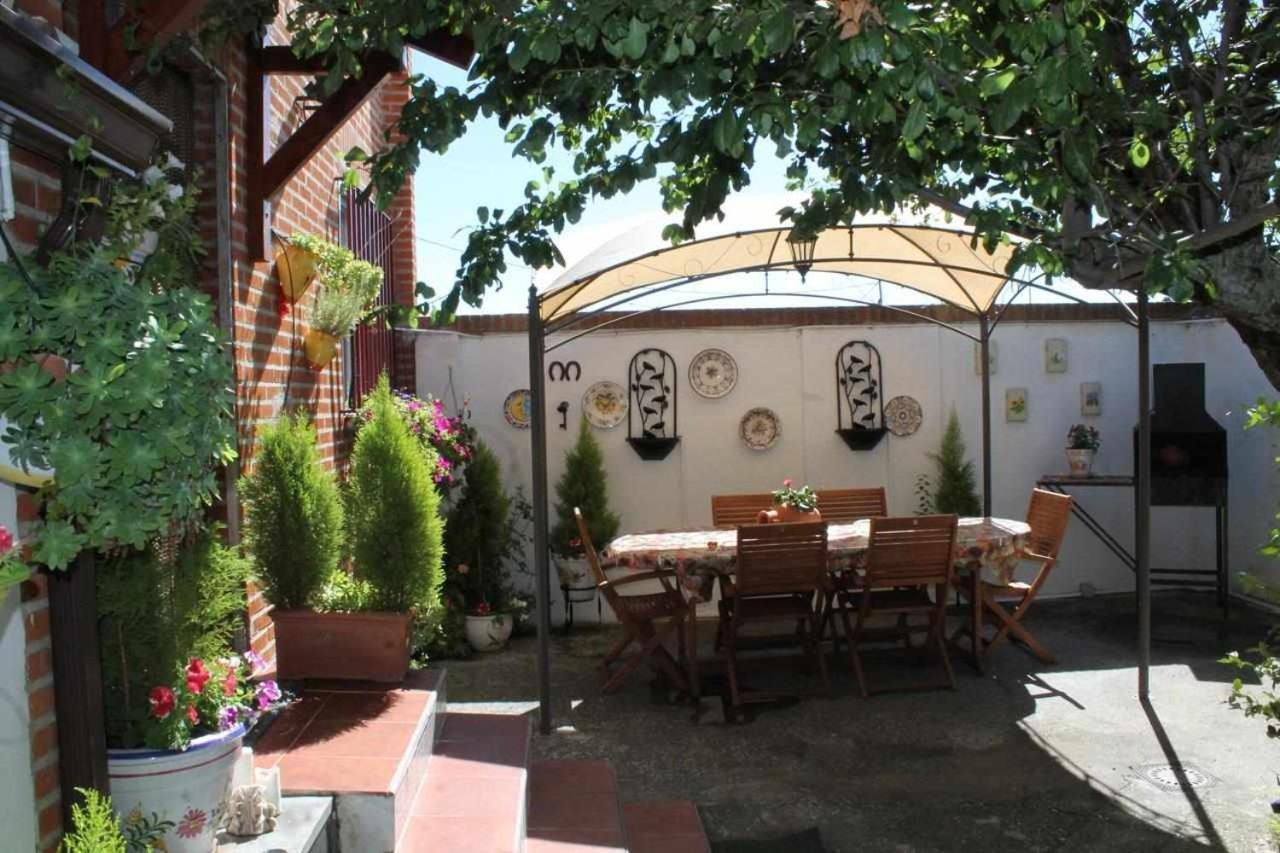Alojamiento La Olmedana Olmedo Zewnętrze zdjęcie
