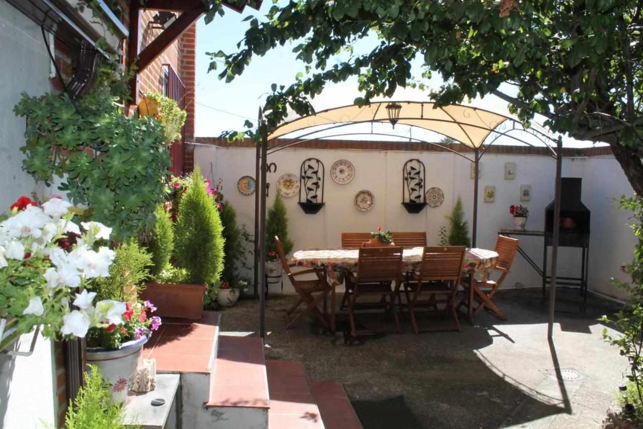 Alojamiento La Olmedana Olmedo Zewnętrze zdjęcie
